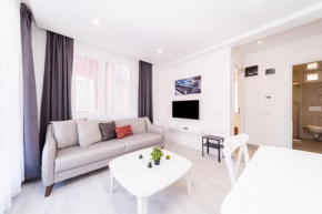 Central Flat Close to Duden Waterfall in Muratpasa